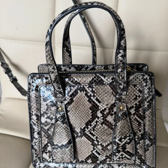 Zara Black and Cream Snakeskin Crossbody Bag - Picture 1 of 6